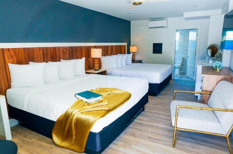 חדר דלוקס נוף בריכה, Ivory Sands Beach Suites