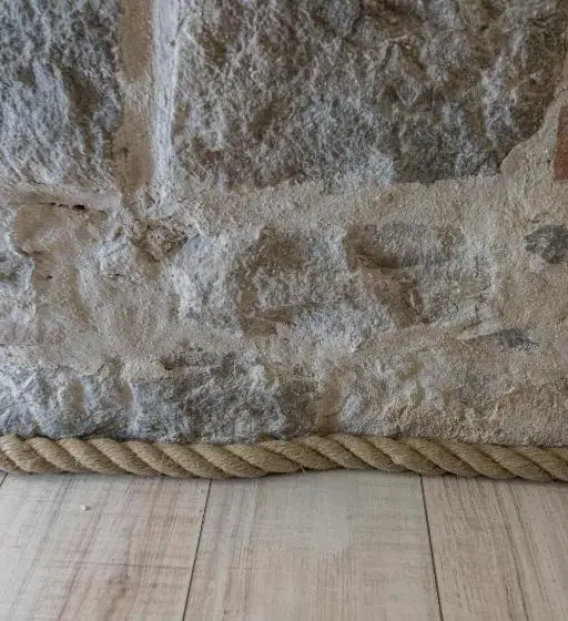 スーペリアールーム, Pietra Rossa