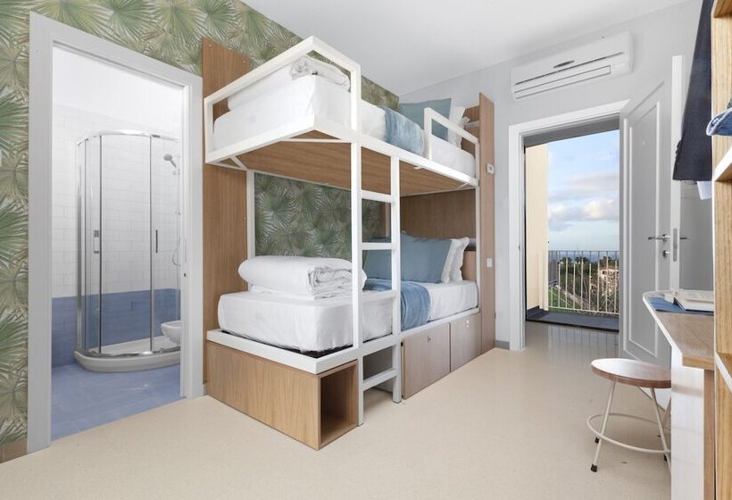 Номер Economy, Unconventional Sorrento Coast