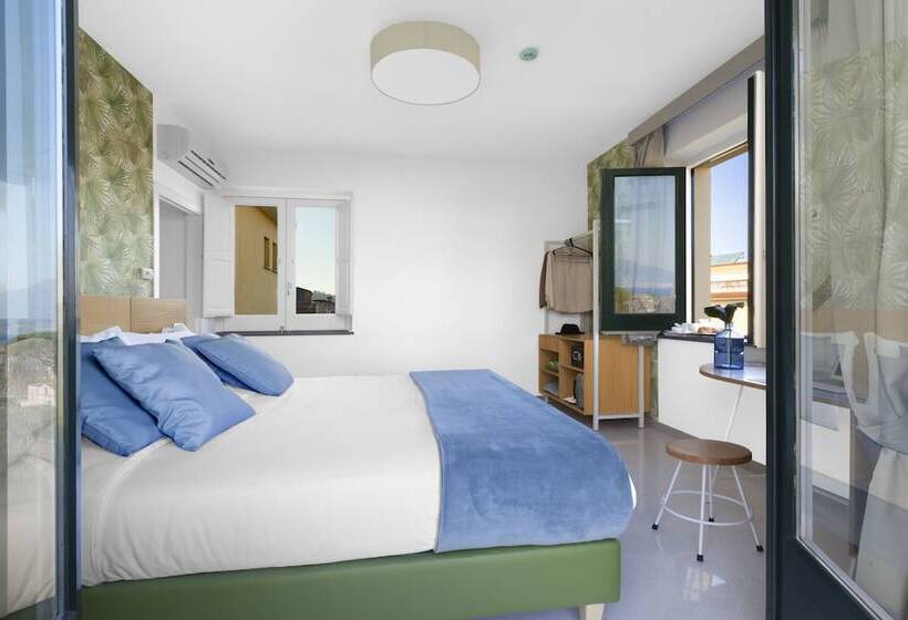Номер Deluxe Вид на Море, Unconventional Sorrento Coast