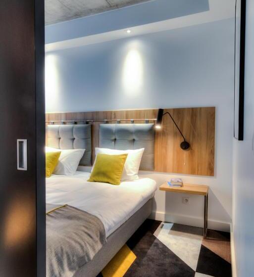 דירת חדר סופריור, Lwowska 1