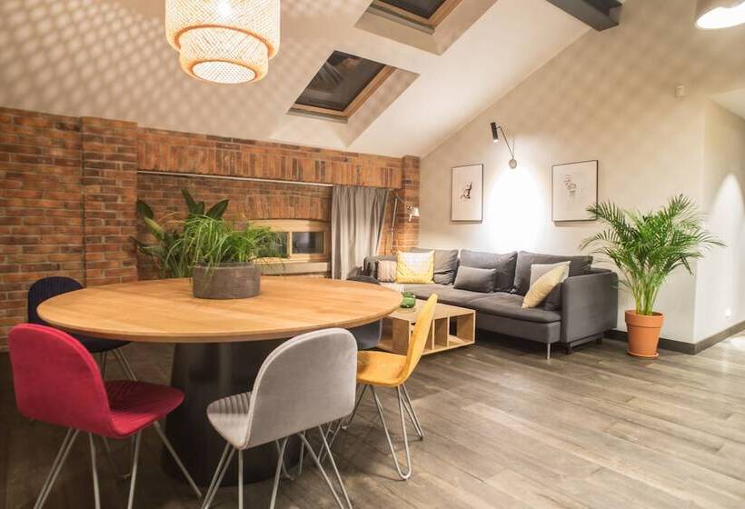 2 Yatak Odalı Lüks Daire, Stradom 15 Apartments