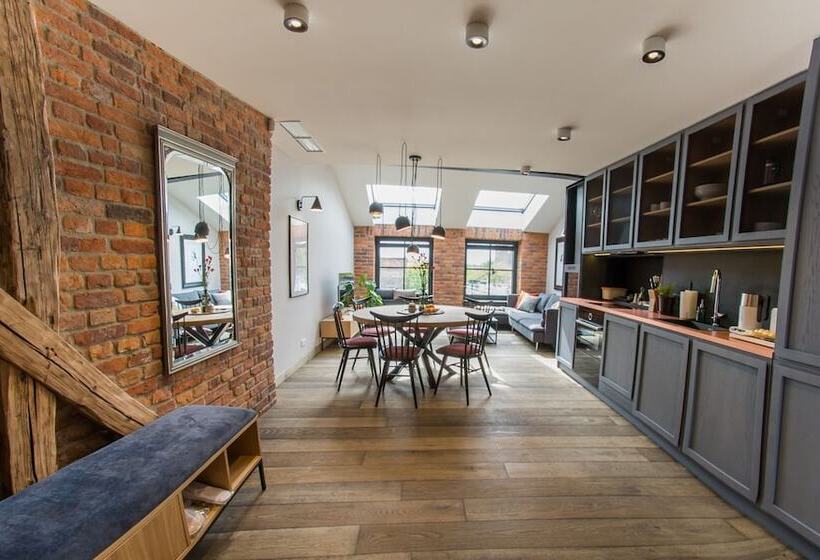 1 Yatak Odalı Lüks Daire, Stradom 15 Apartments