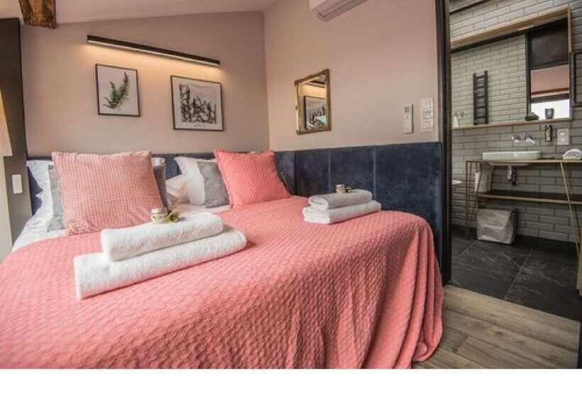 1 Yatak Odalı Lüks Daire, Stradom 15 Apartments