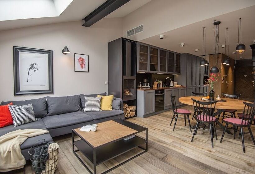 1 Yatak Odalı Lüks Daire, Stradom 15 Apartments