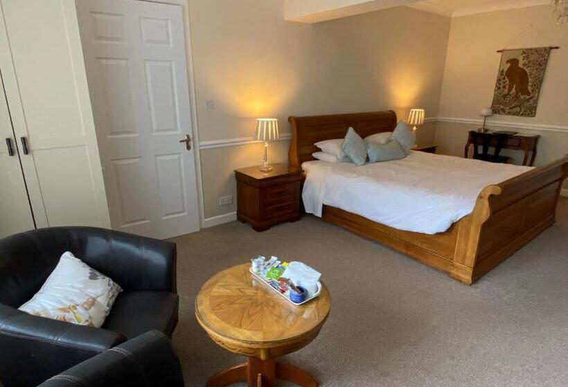 חדר סטנדרט עם מיטת קינג, Ardmore House