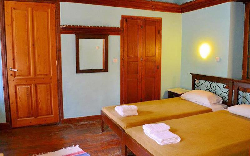 غرفة قياسية, Karnayo Traditional Houses