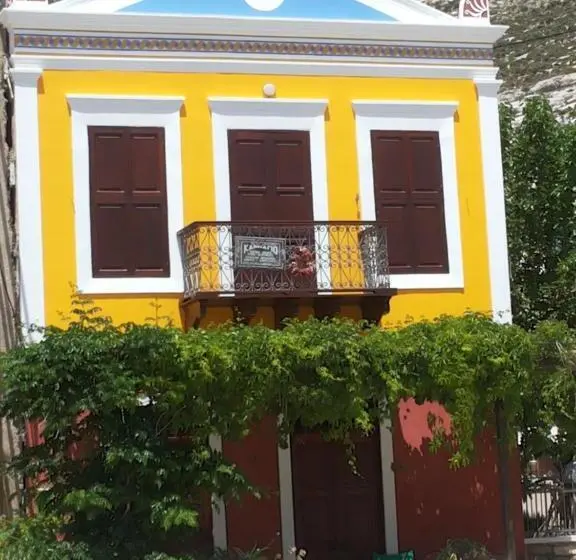 استودیوی استاندارد با چشم‌انداز دریا, Karnayo Traditional Houses
