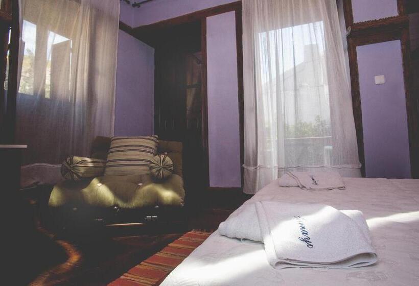 חדר סטנדרט, Karnayo Traditional Houses