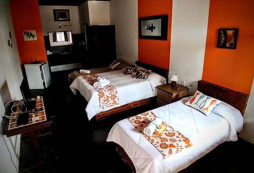Quarto Estandar, Pousada Céu De Tucuns