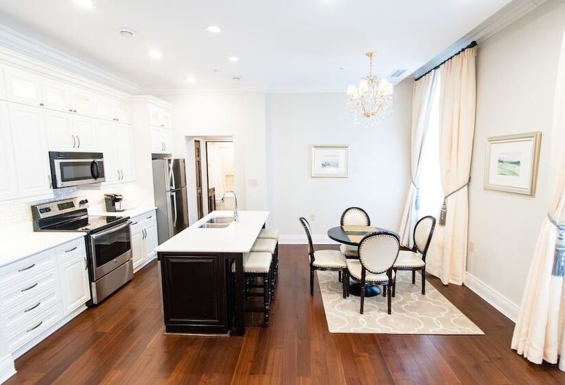 דירת חדר סופריור, Sydney Boutique Inn & Suites