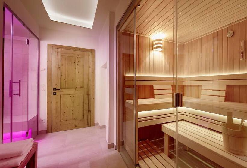 کلبه ییلاقی, Tennerhof Luxury Chalets