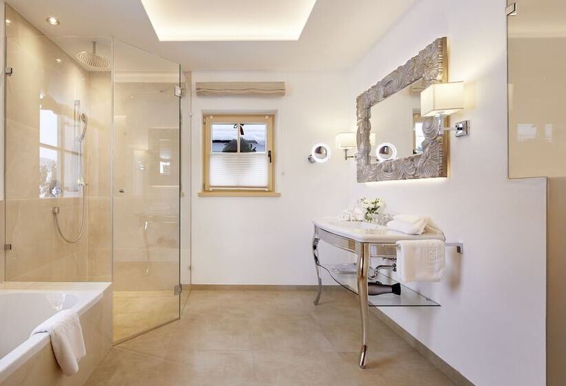 کلبه ییلاقی سوپریور یک خوابه, Tennerhof Luxury Chalets