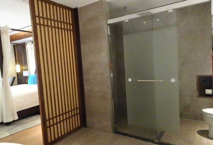 Номер Премиум, Wyndham Guilin Pingle
