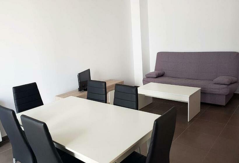 Апартаменты 2 Спальни, Apartamentos Portosin 3000