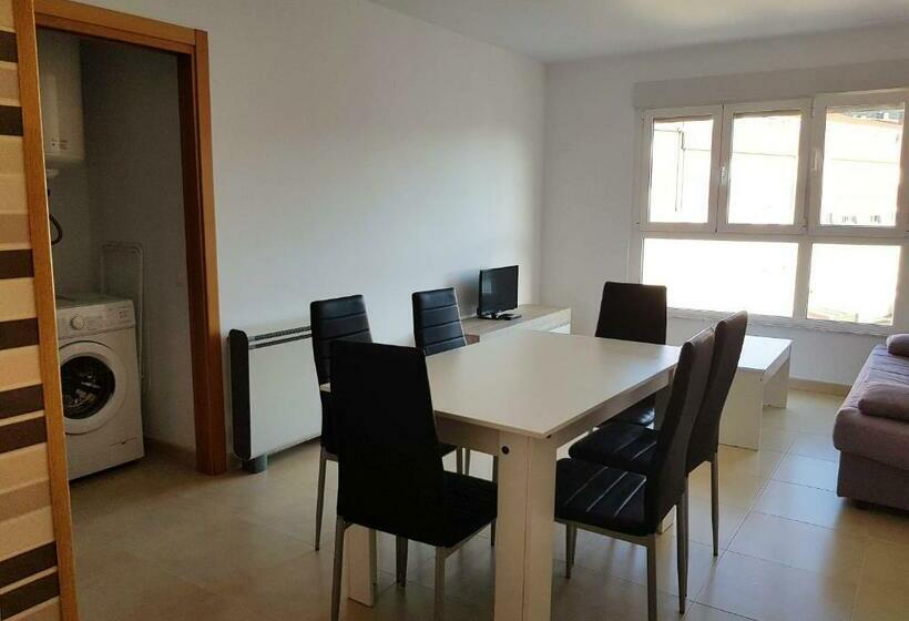 Апартаменты 2 Спальни, Apartamentos Portosin 3000