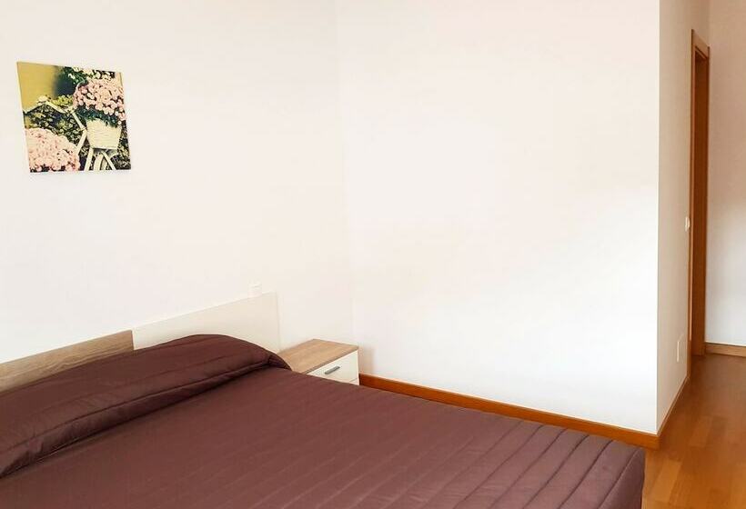 Апартаменты 2 Спальни, Apartamentos Portosin 3000