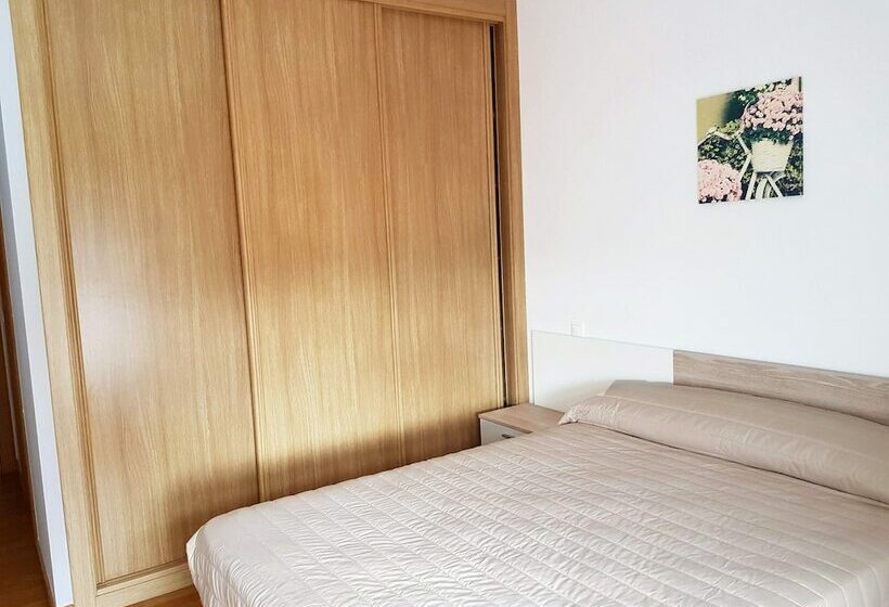 Апартаменты 2 Спальни, Apartamentos Portosin 3000