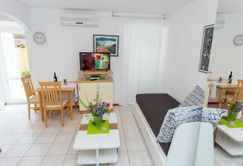 バルコニー付きスタンダードステューディオ, Apartments Villa Sol