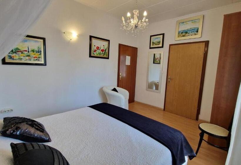 スタンダード４人部屋, Art Villa Ines