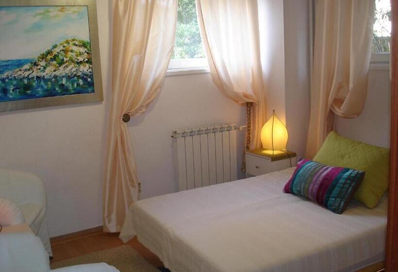 １ベッドルームアパートメント, Art Villa Ines