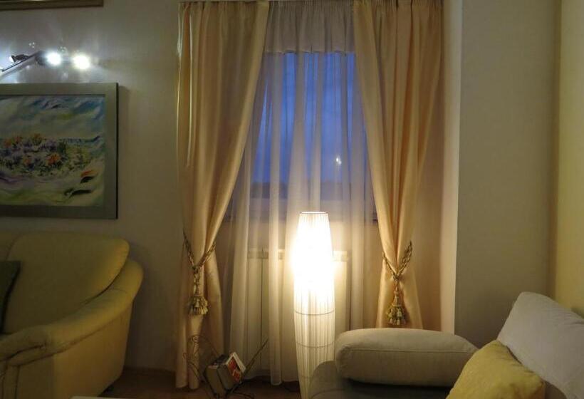 スイート, Art Villa Ines