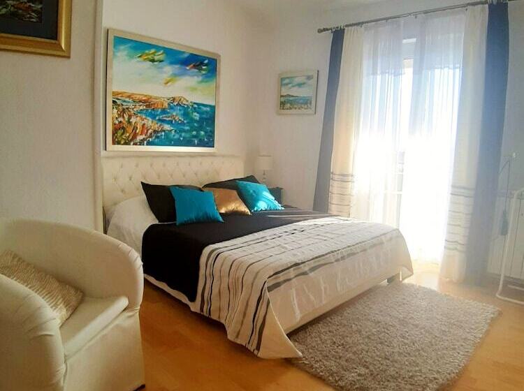 バルコニー付きスタンダードルーム, Art Villa Ines