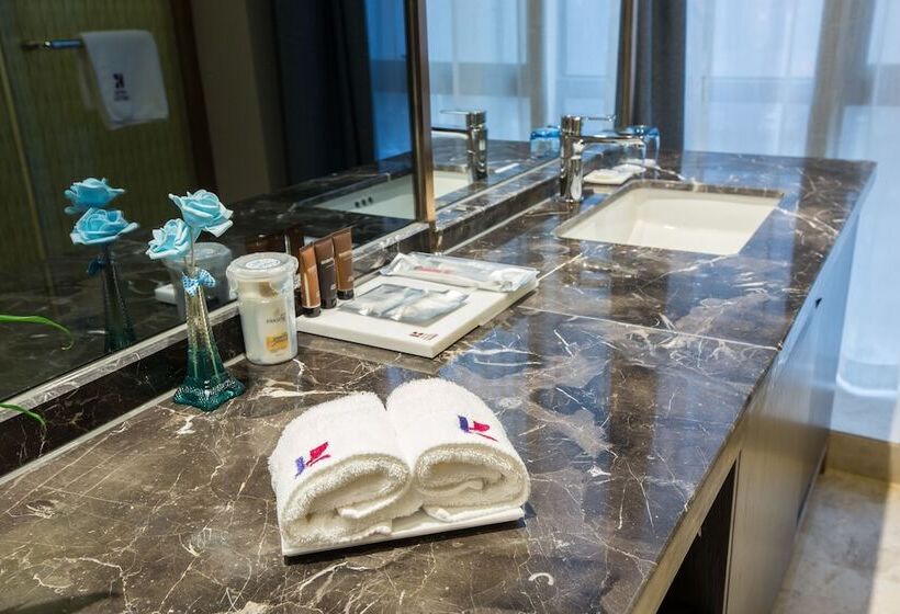 スタンダードルーム, Xi An Cartiya