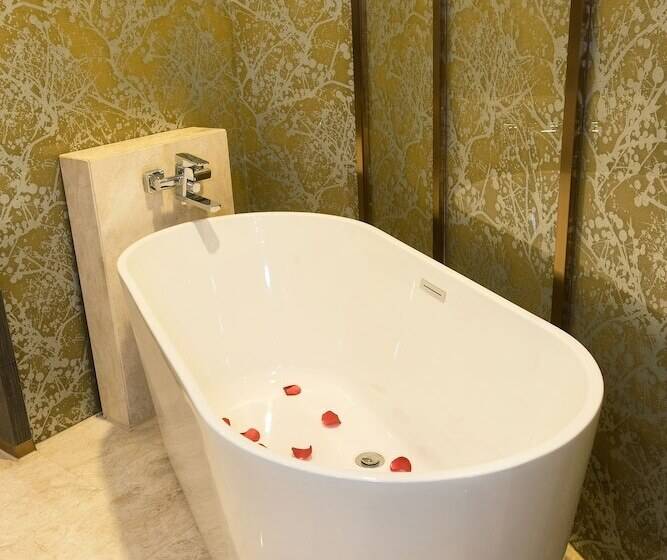 スタンダードルーム, Xi An Cartiya