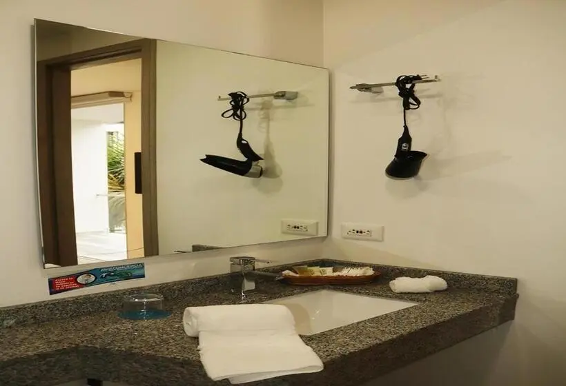 スタンダード４人部屋, Portal Del Norte Armenia