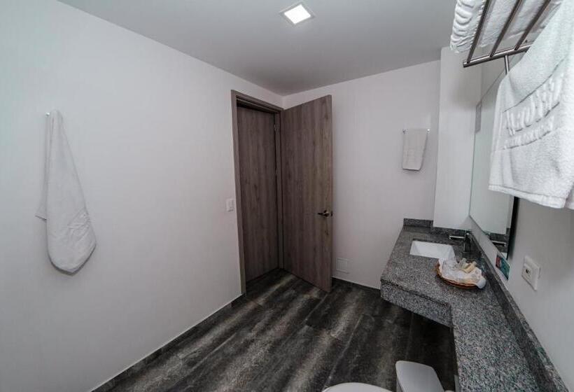 Трехместный Президентский, Portal Del Norte Armenia