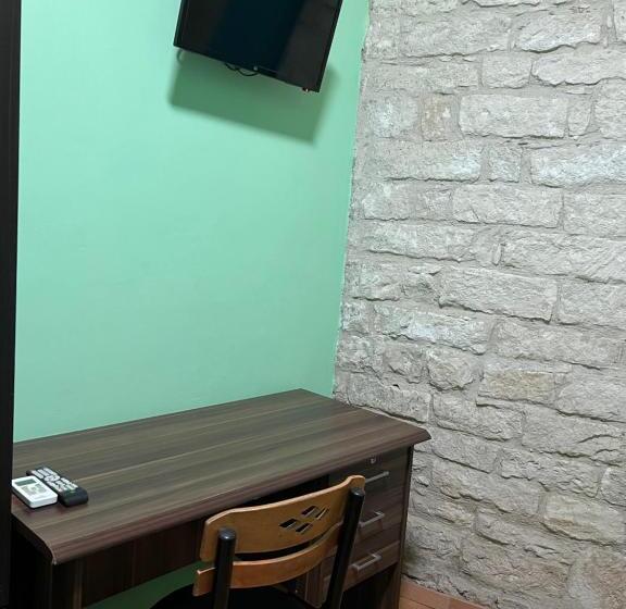 标准单人间, Zouglas App Guesthouse