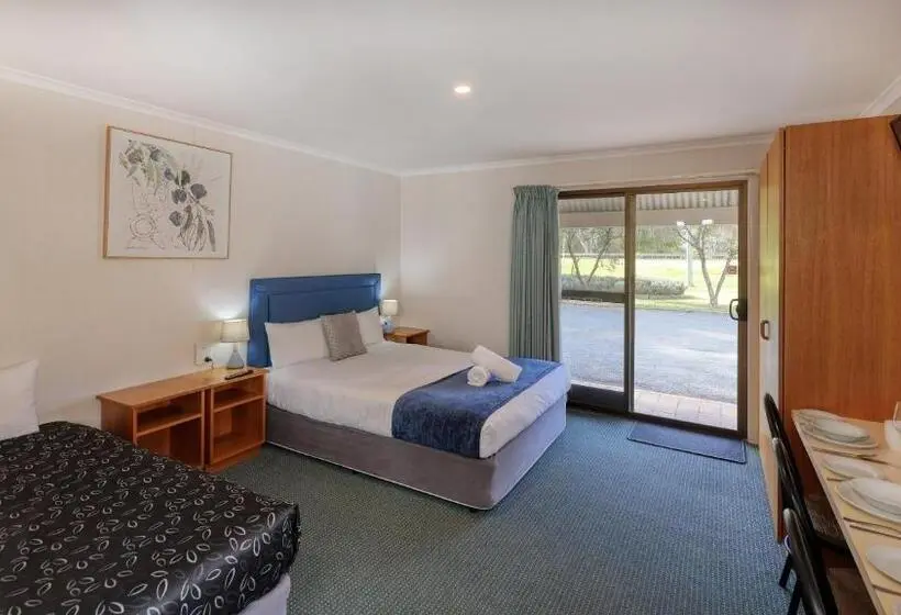Standard-studio, Deniliquin Riverside Caravan Park