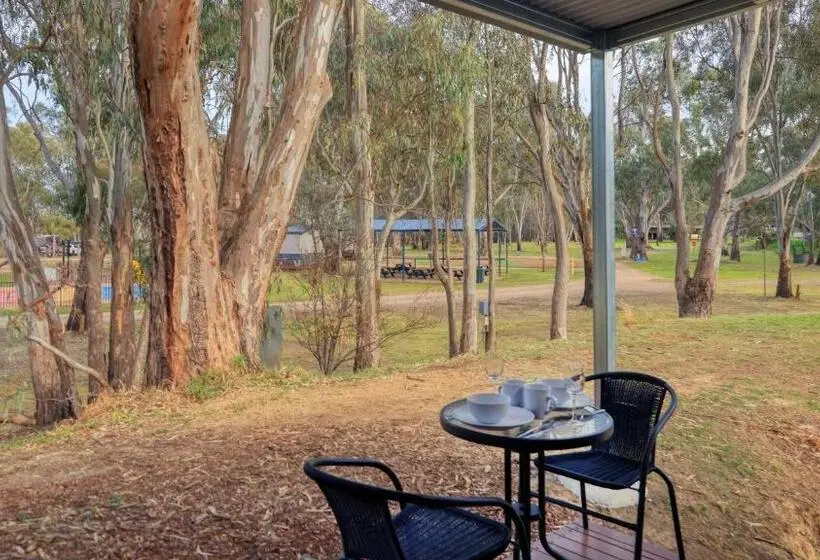 Deluxe-villa 1 Makuuhuone, Deniliquin Riverside Caravan Park