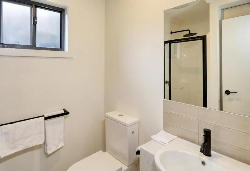 Deluxe-villa 1 Makuuhuone, Deniliquin Riverside Caravan Park
