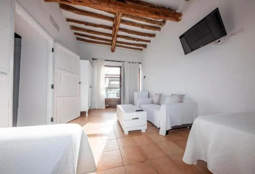 اتاق سوپریور چهار تخته, Agroturismo Can Cosmi Prats