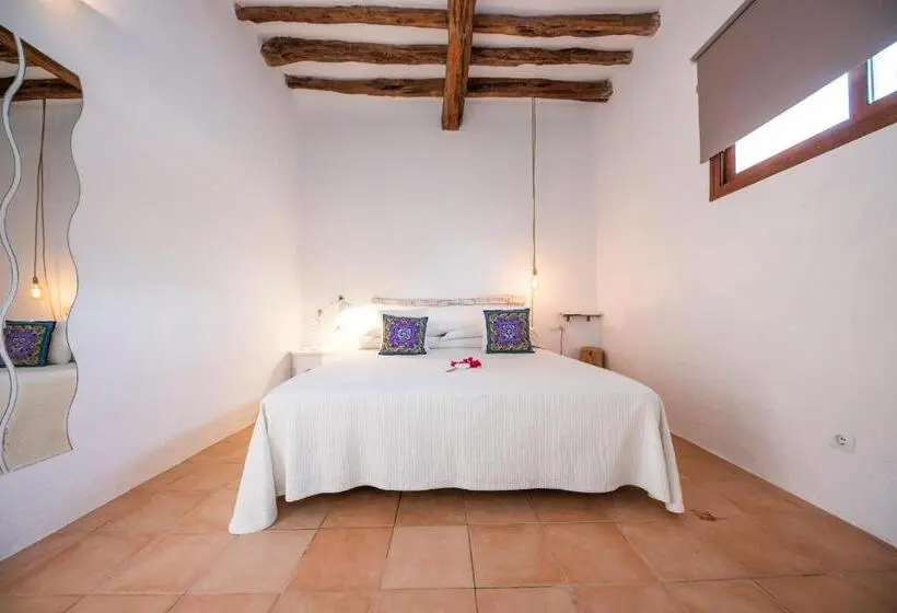 اتاق سوپریور چهار تخته, Agroturismo Can Cosmi Prats