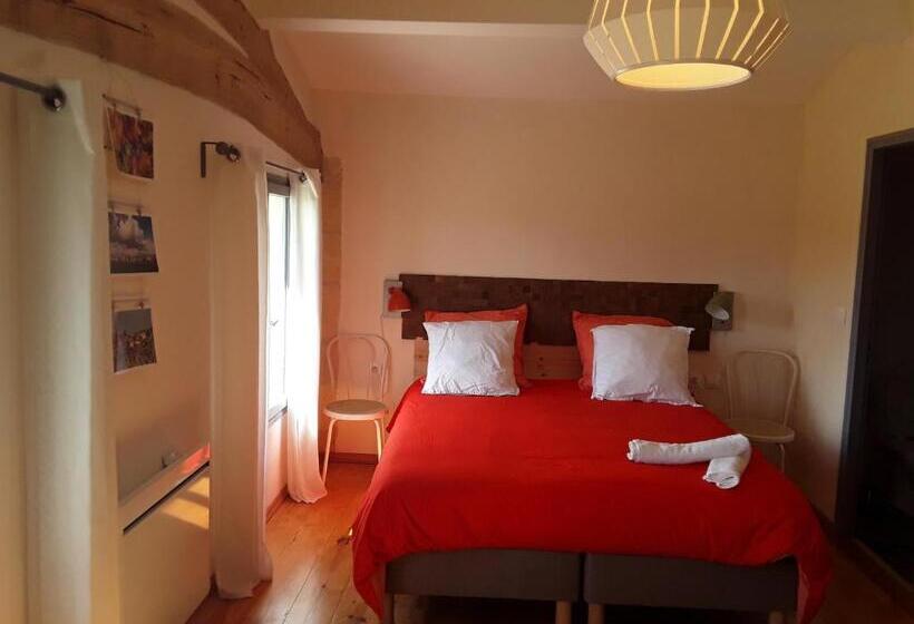 标准三人间, Au Vélo Dans L Arbre