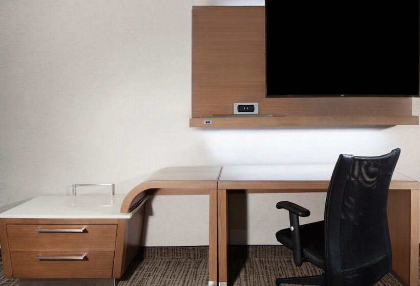 חדר סטנדרט שתי מיטות זוגיות, Courtyard By Marriott El Paso Downtown/convention Center