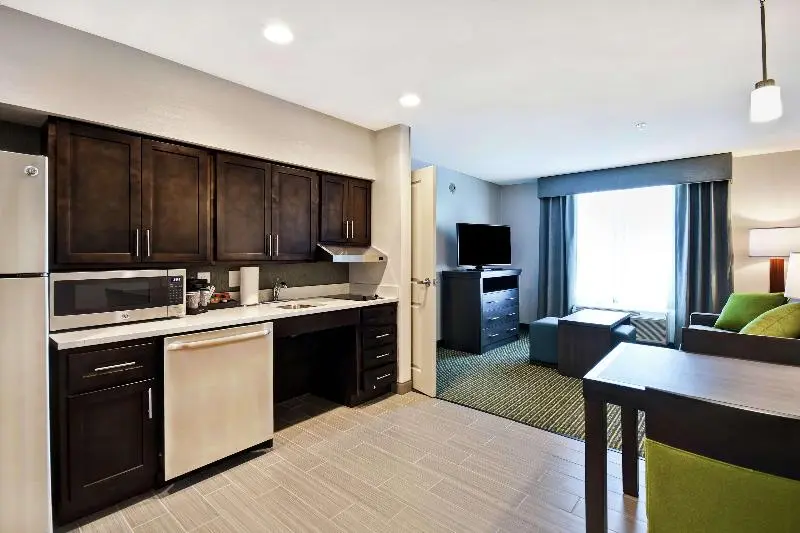 キングサイズベッドのスイートルーム, Homewood Suites By Hilton Novi Detroit