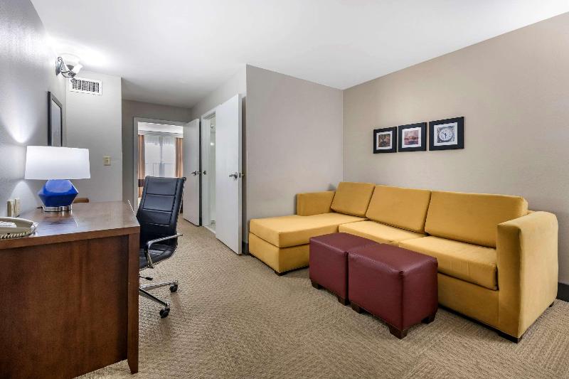 스탠다드 스튜디오 킹침대, Homewood Suites By Hilton Novi Detroit