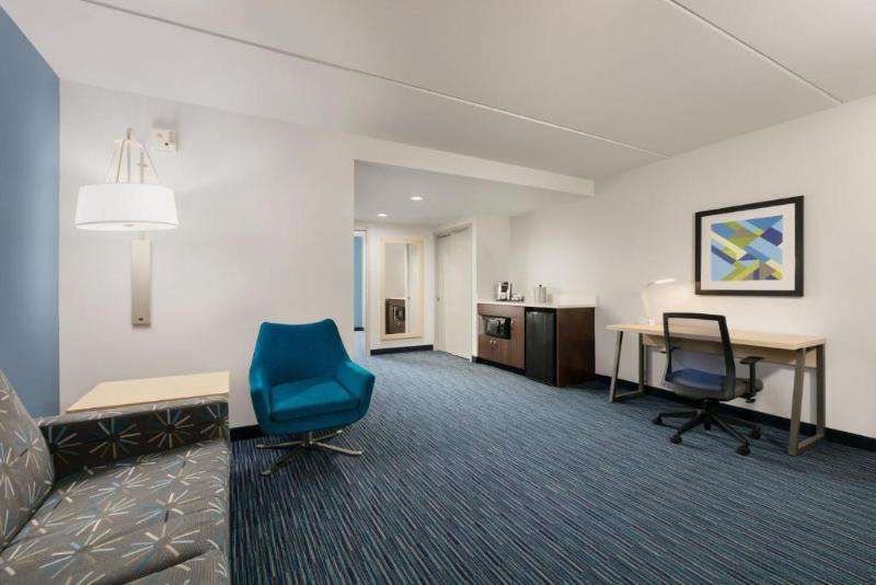 Люкс, Homewood Suites By Hilton Novi Detroit