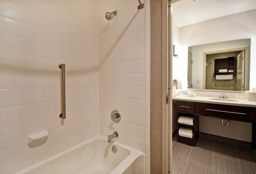 Люкс, Homewood Suites By Hilton Novi Detroit