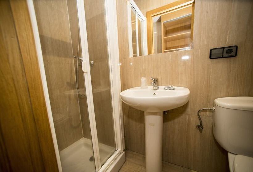 اتاق استاندارد, Hostal Caballeros