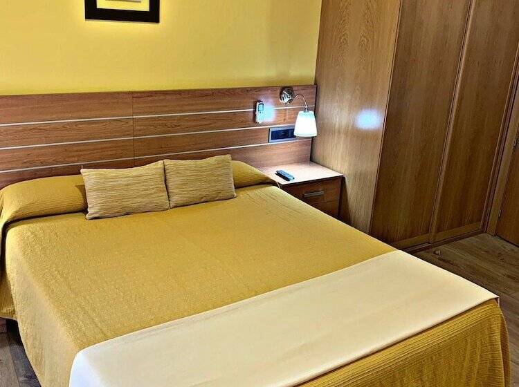 غرفة قياسية, Hostal Dona Juana