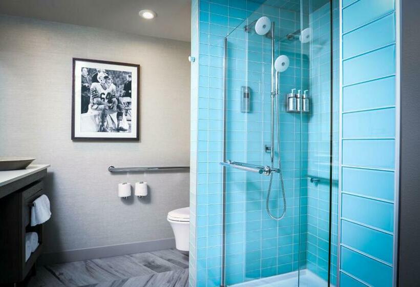 غرفة قياسية سرير كينج, Lodge Kohler