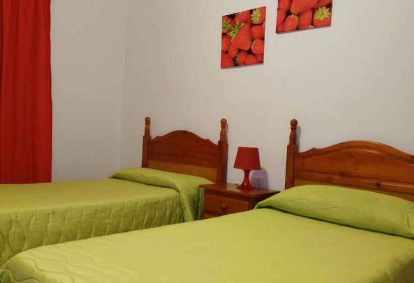 Номер Стандарт, Pension Amparo Las Hayas