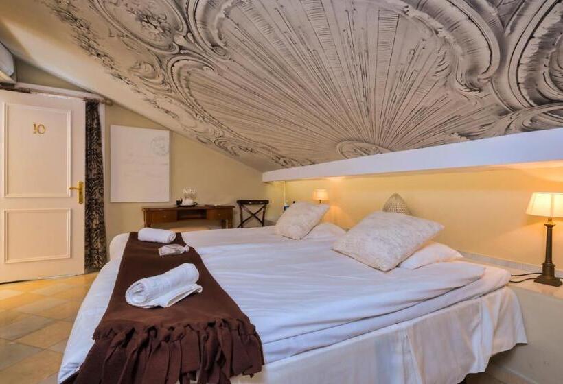 Номер Стандарт, The Town House  Adults Only