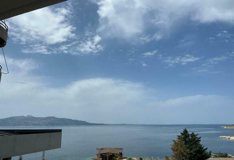 شقة غرفة واحدة مطلة على البحر, Villa Xika