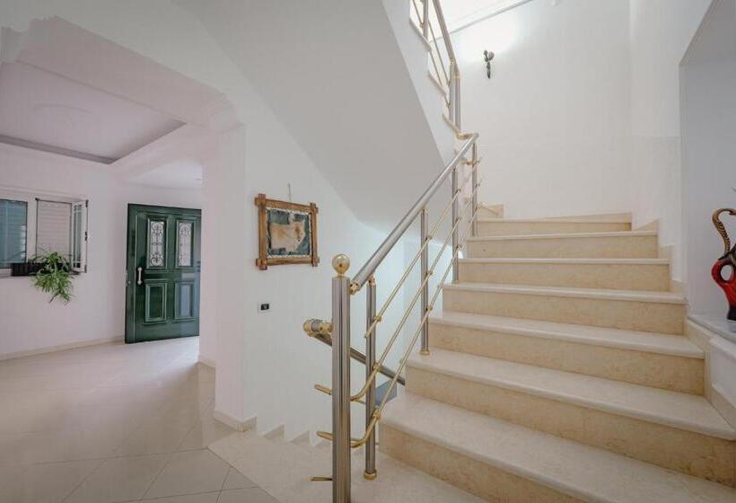 إستوديو قياسى مطل على البحر, Villa Xika